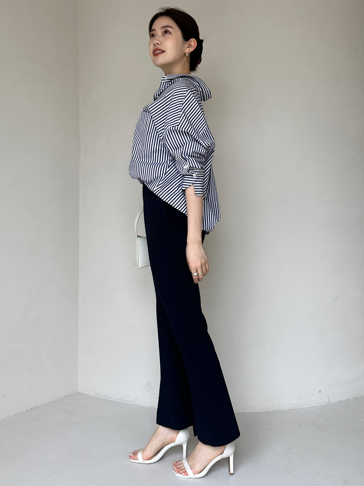 ストレッチスリットフレアパンツ