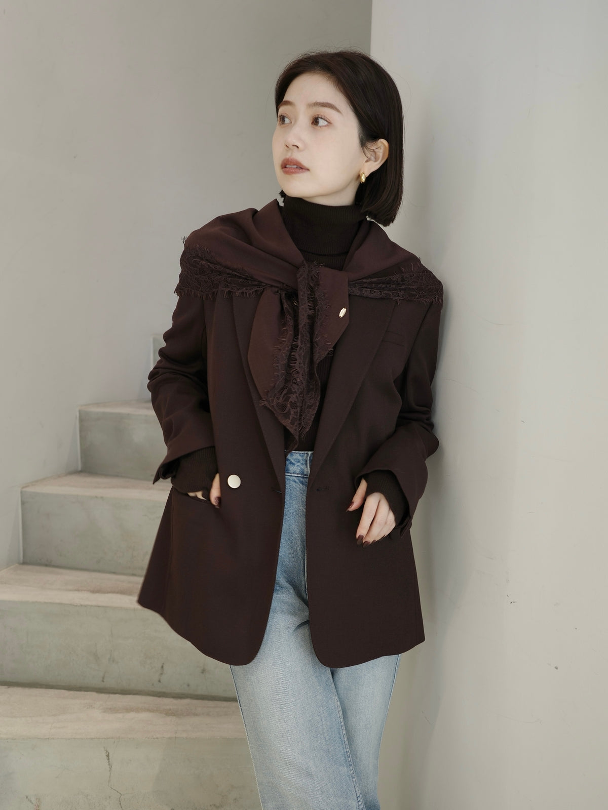 COLOR:BROWN
