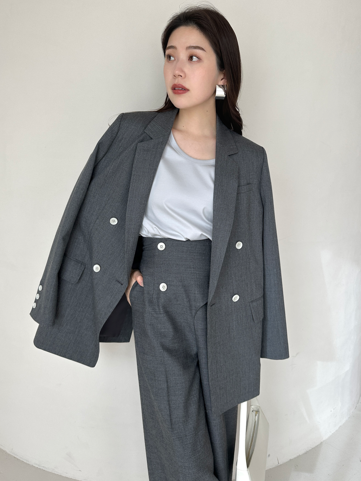 シルクタッチコットンUネックT