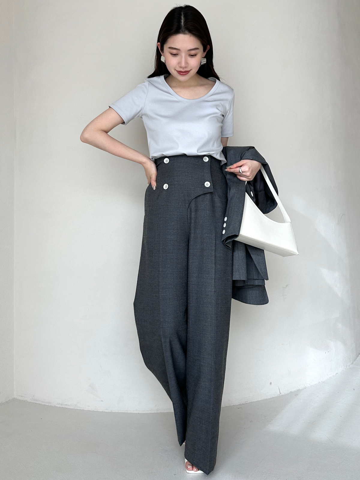 シルクタッチコットンUネックT