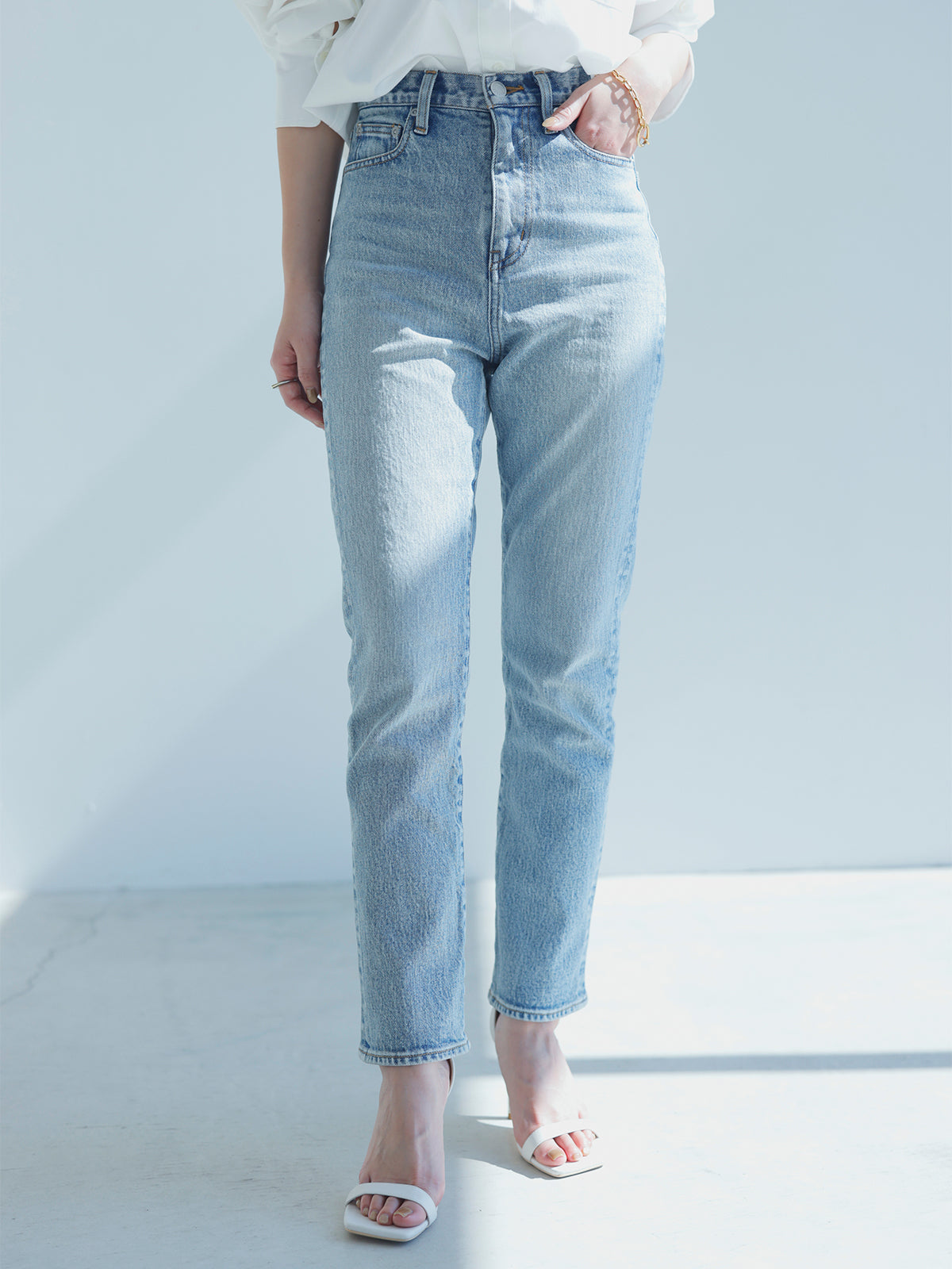 Slim straight denim