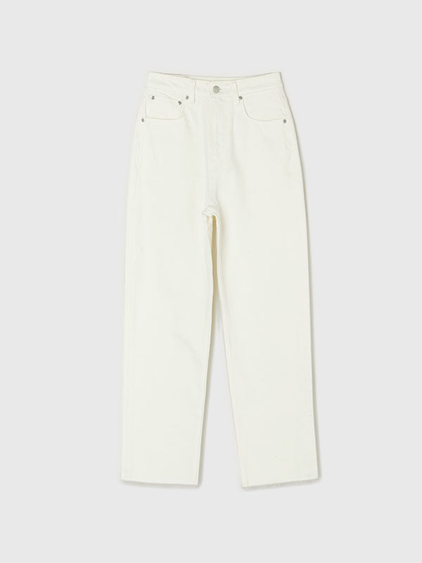 COLOR:WHITE