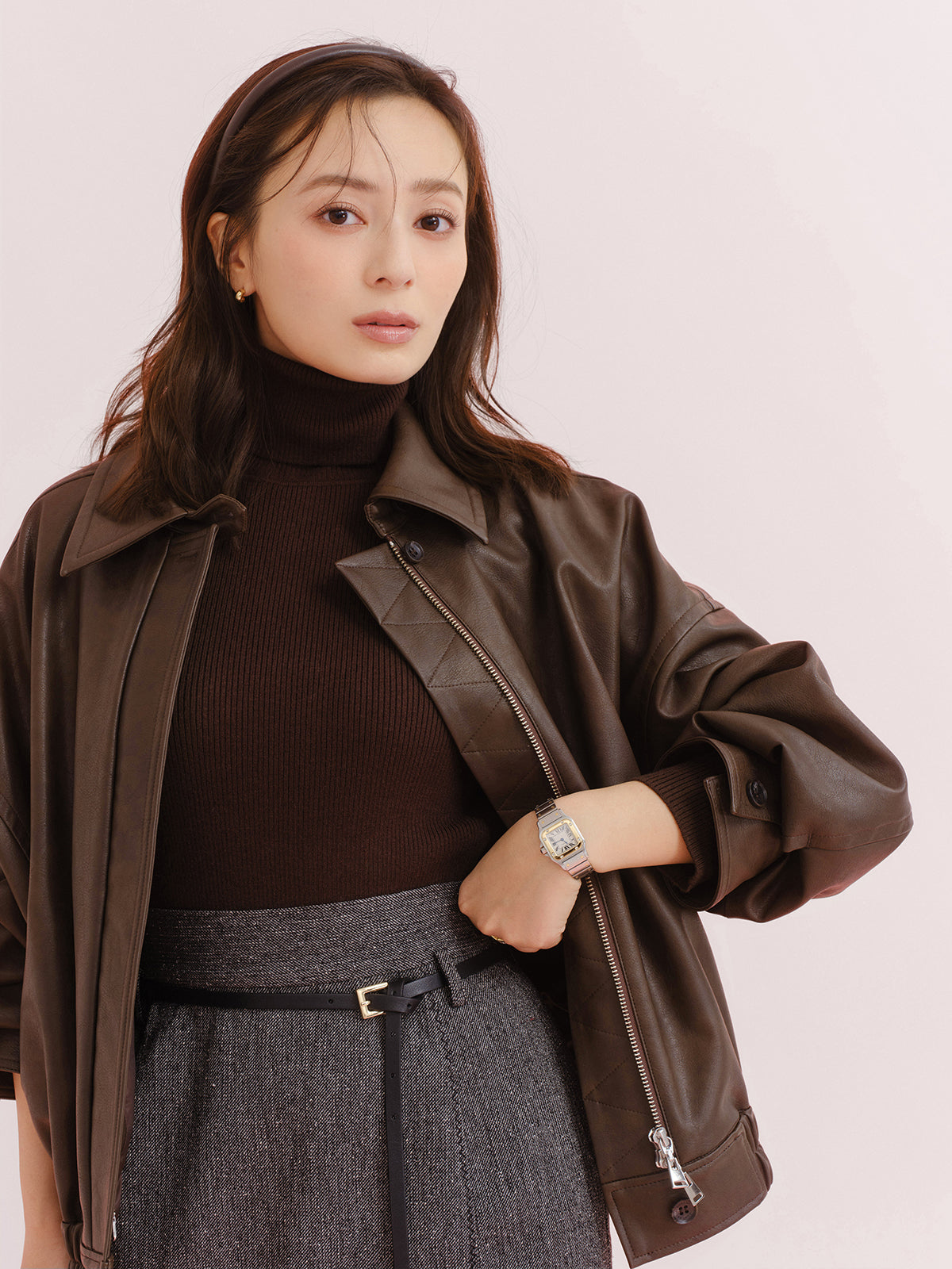ステッチデザインペンシルミディスカート