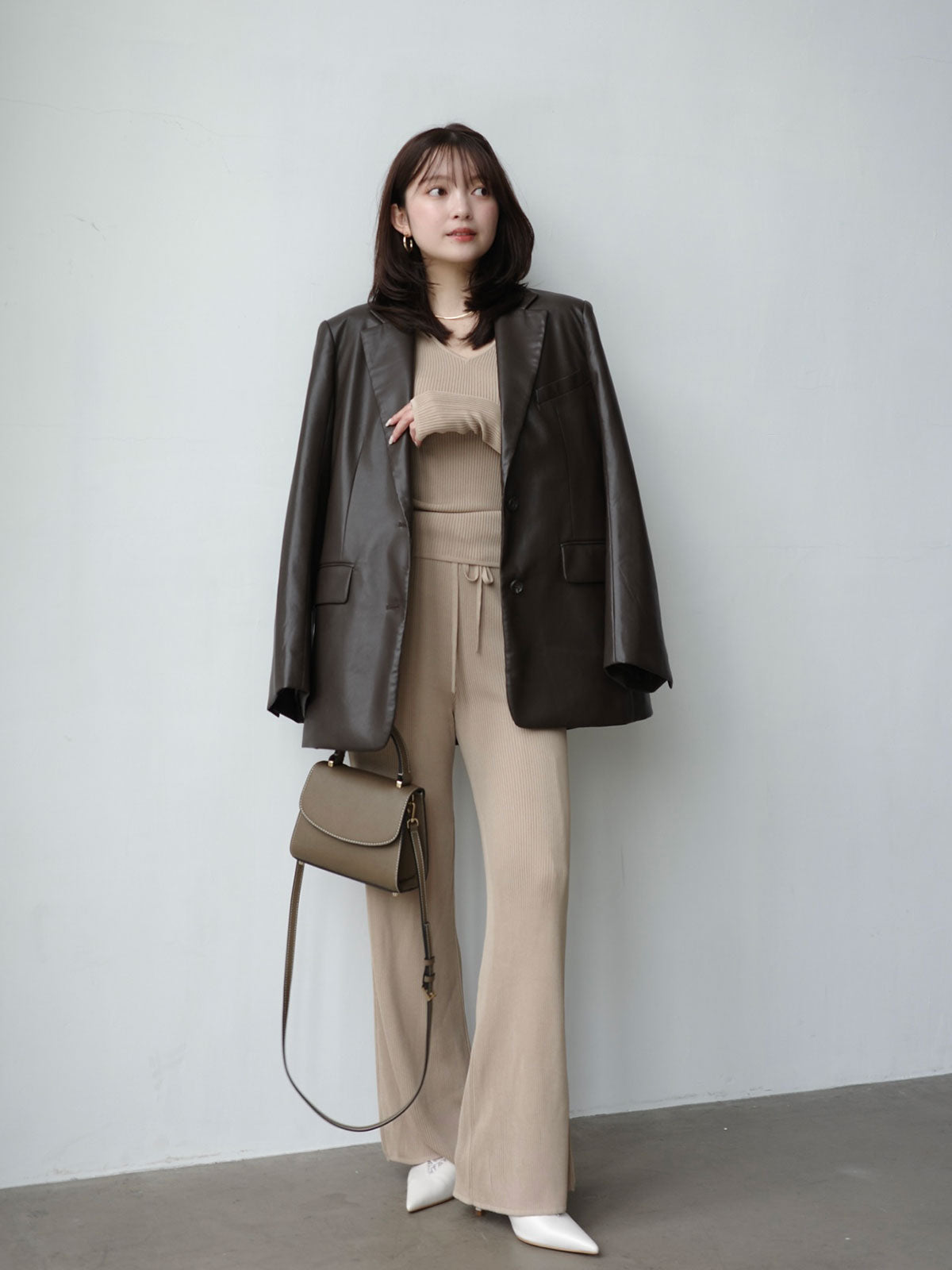 リュクスビスコースニットパンツ