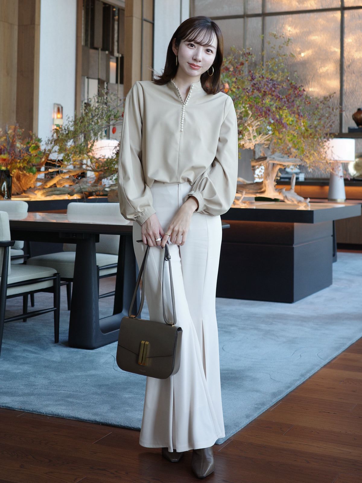 新品未使用☆ボーダーズアットバルコニー　パールブラウス　36 未使用 パールブラウス 36 未使用 パールブラウス 36 パール風ポイント