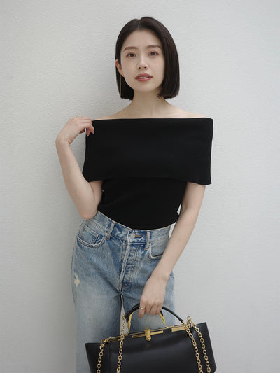 COLOR:BLACK