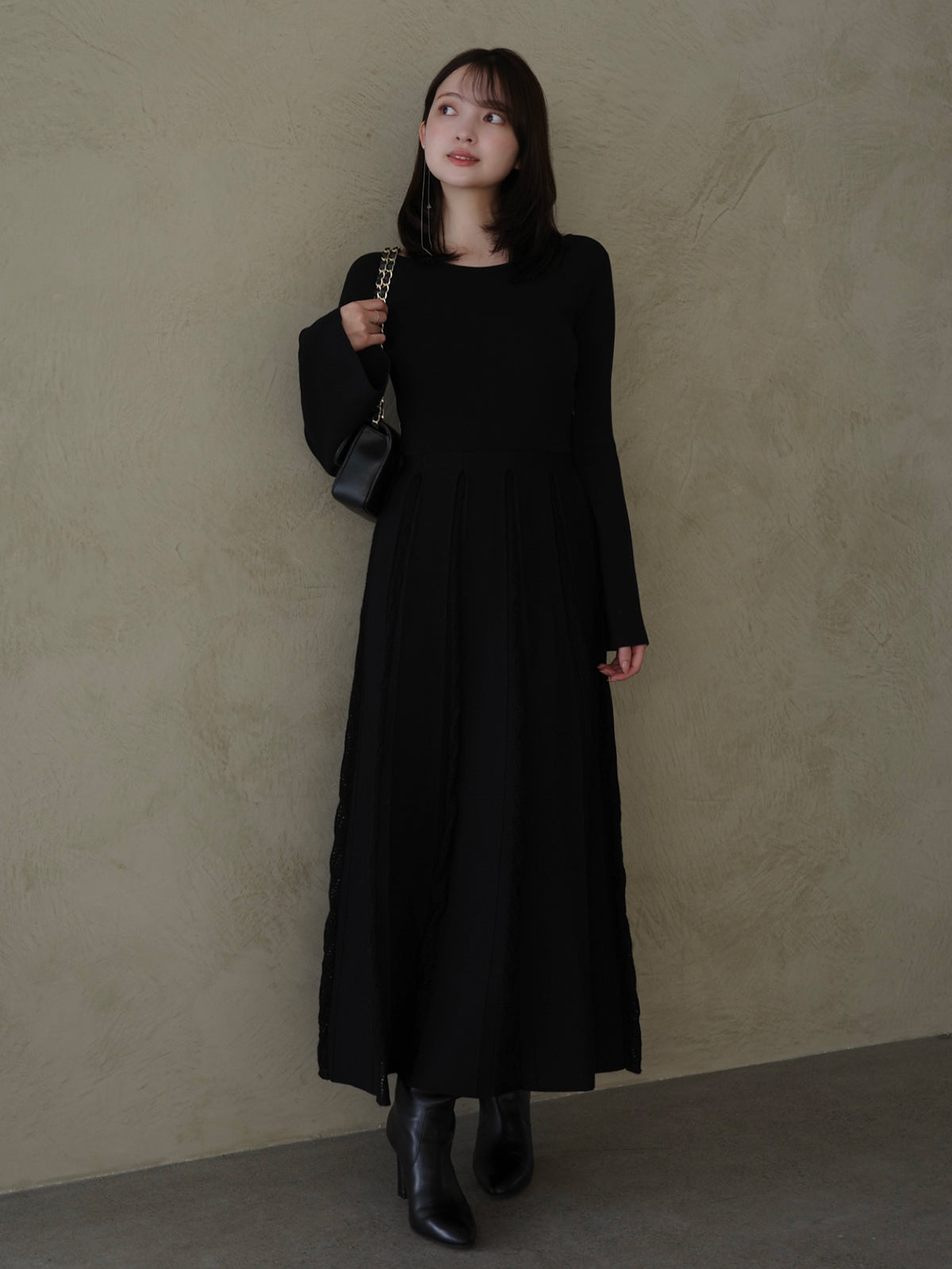 モヘアプリーツニットワンピース