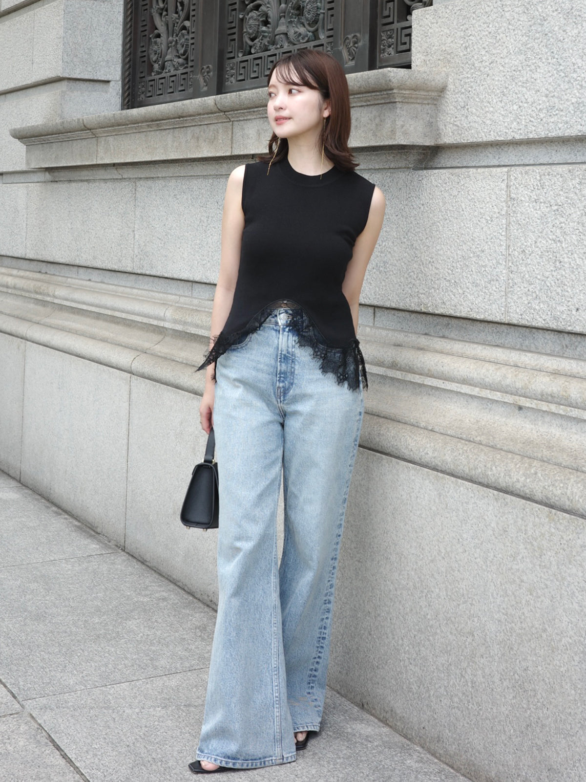 Lace Angle Hem Knit