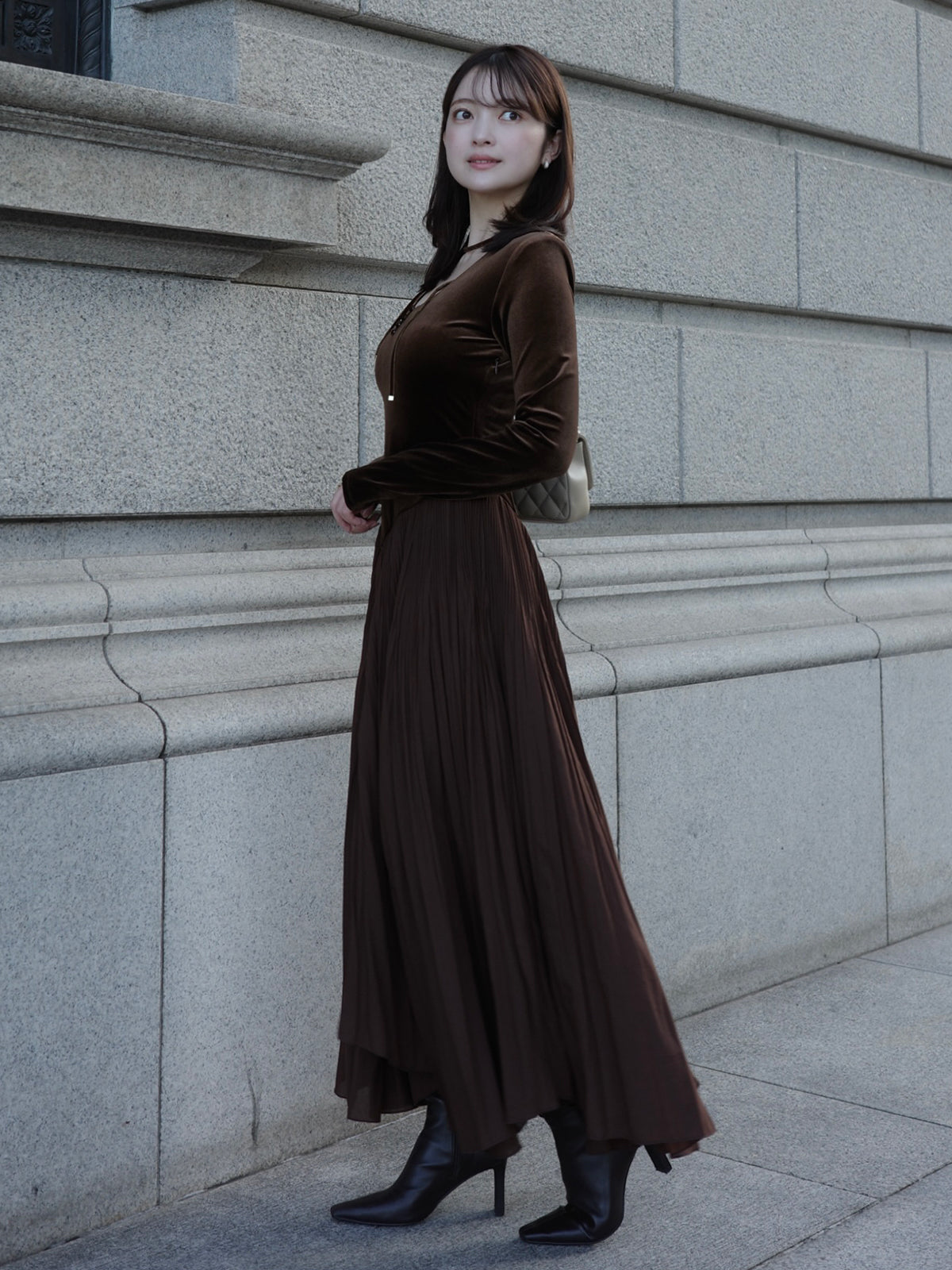 ベロアシフォンドッキングワンピース