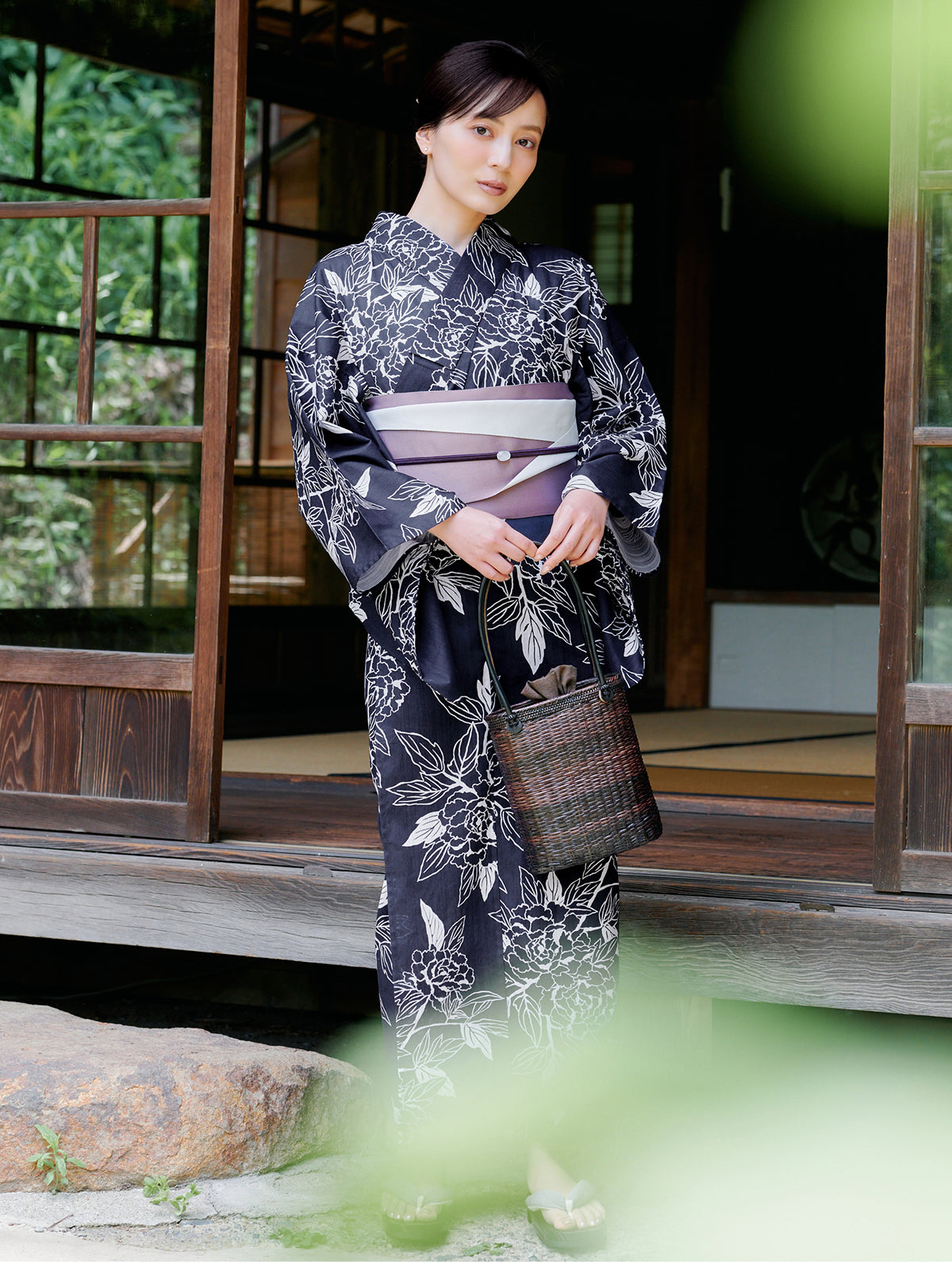 line art peony yukata set - NAVY