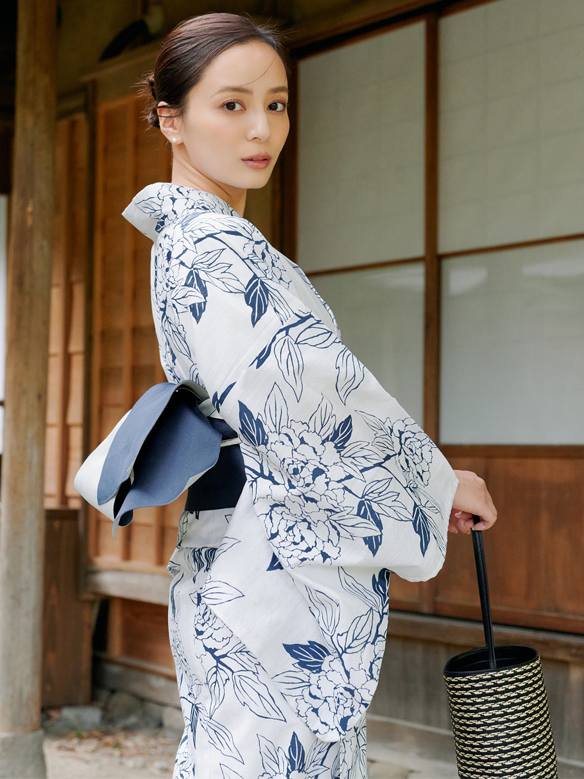 line art peony yukata set - WHITE