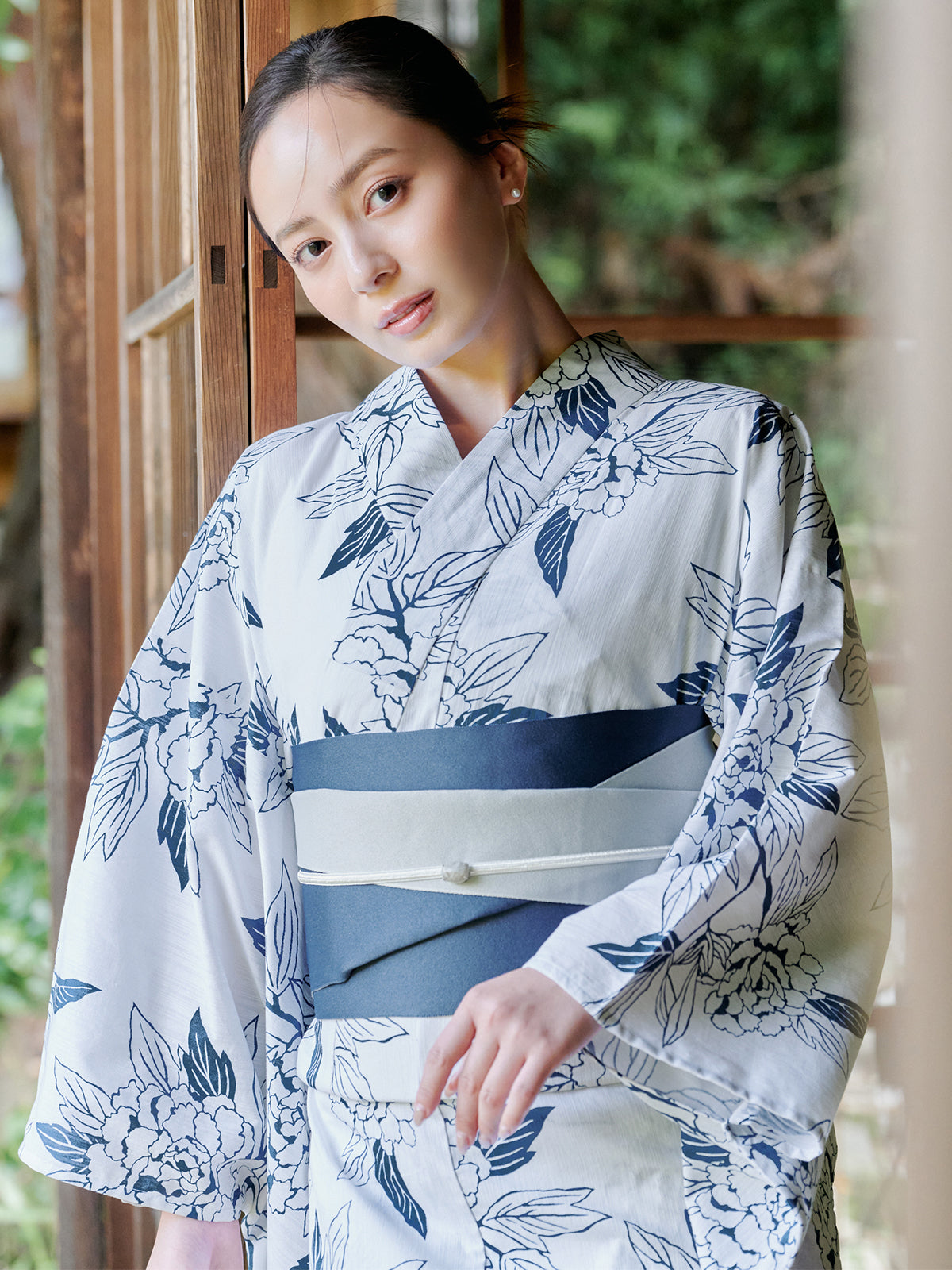 line art peony yukata set - WHITE