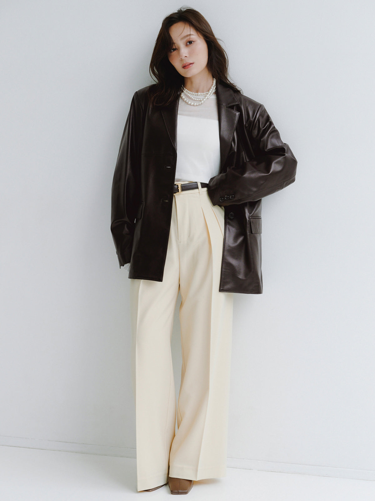 ミッドウェイトツータックワイドパンツ