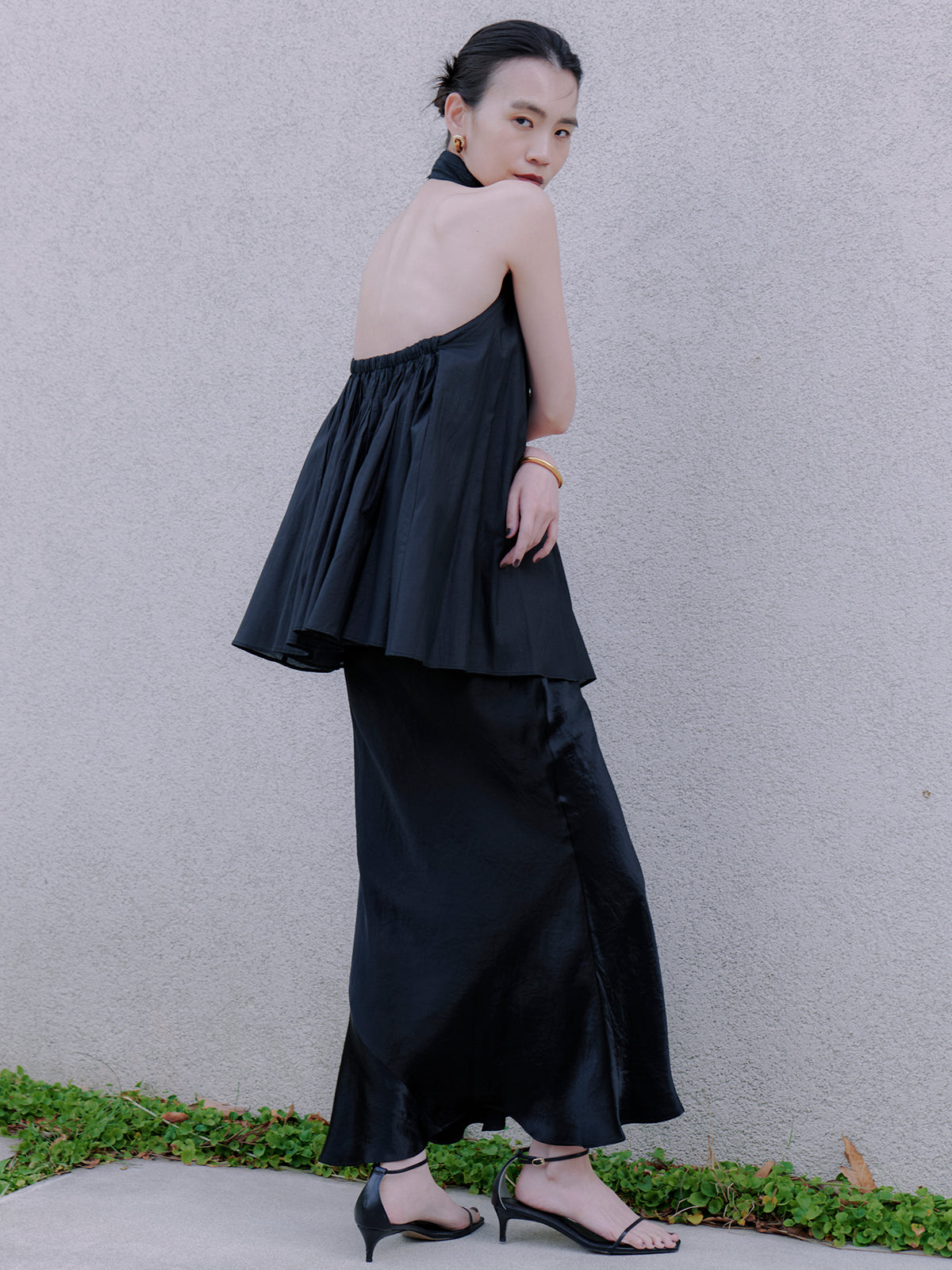 Indiaシルクブレンドバックオープンブラウス