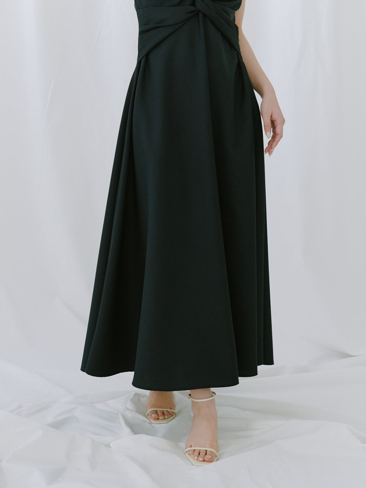 ツイストギャザーワンピース