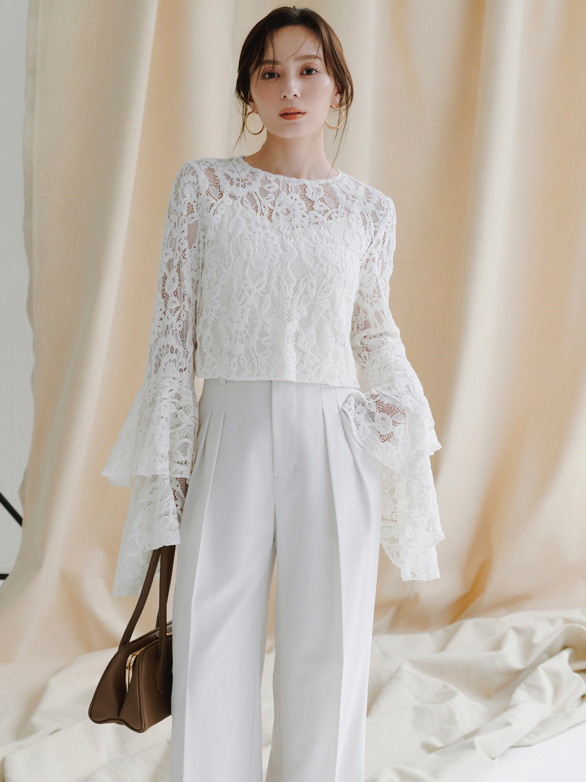 ミッドウェイトツータックワイドパンツ