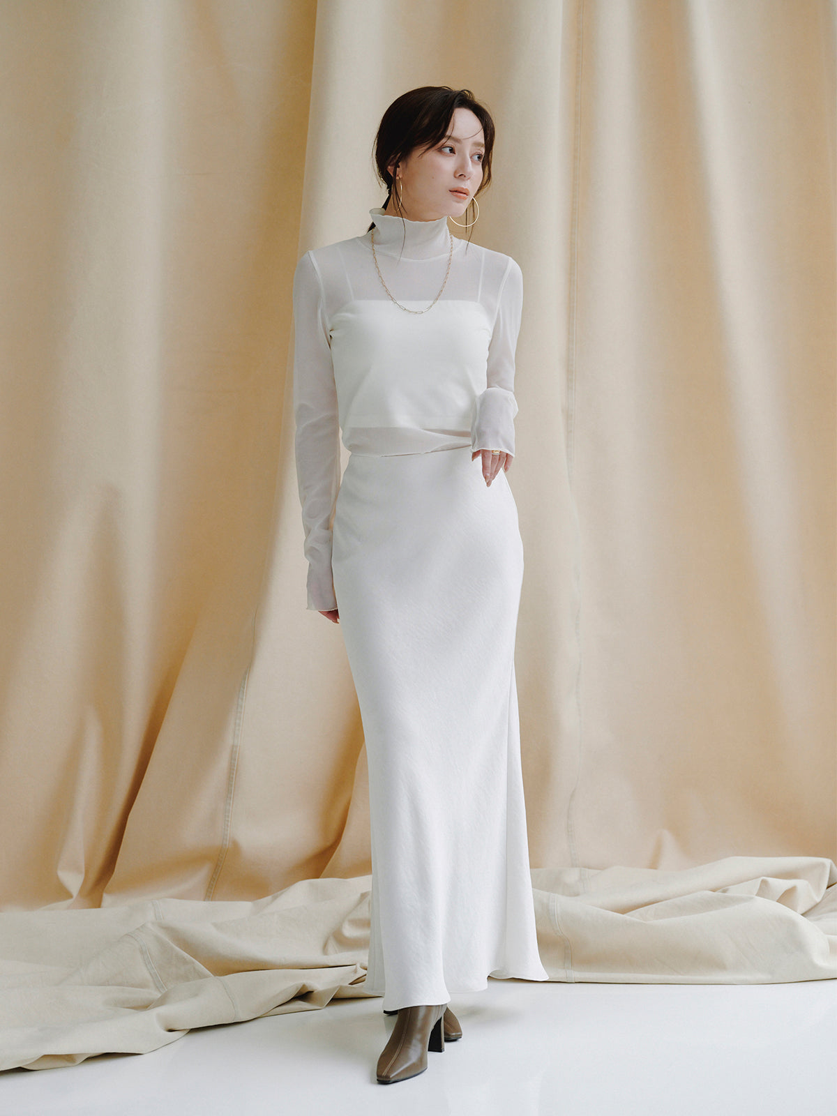 シアーロングスリーブT シャツ