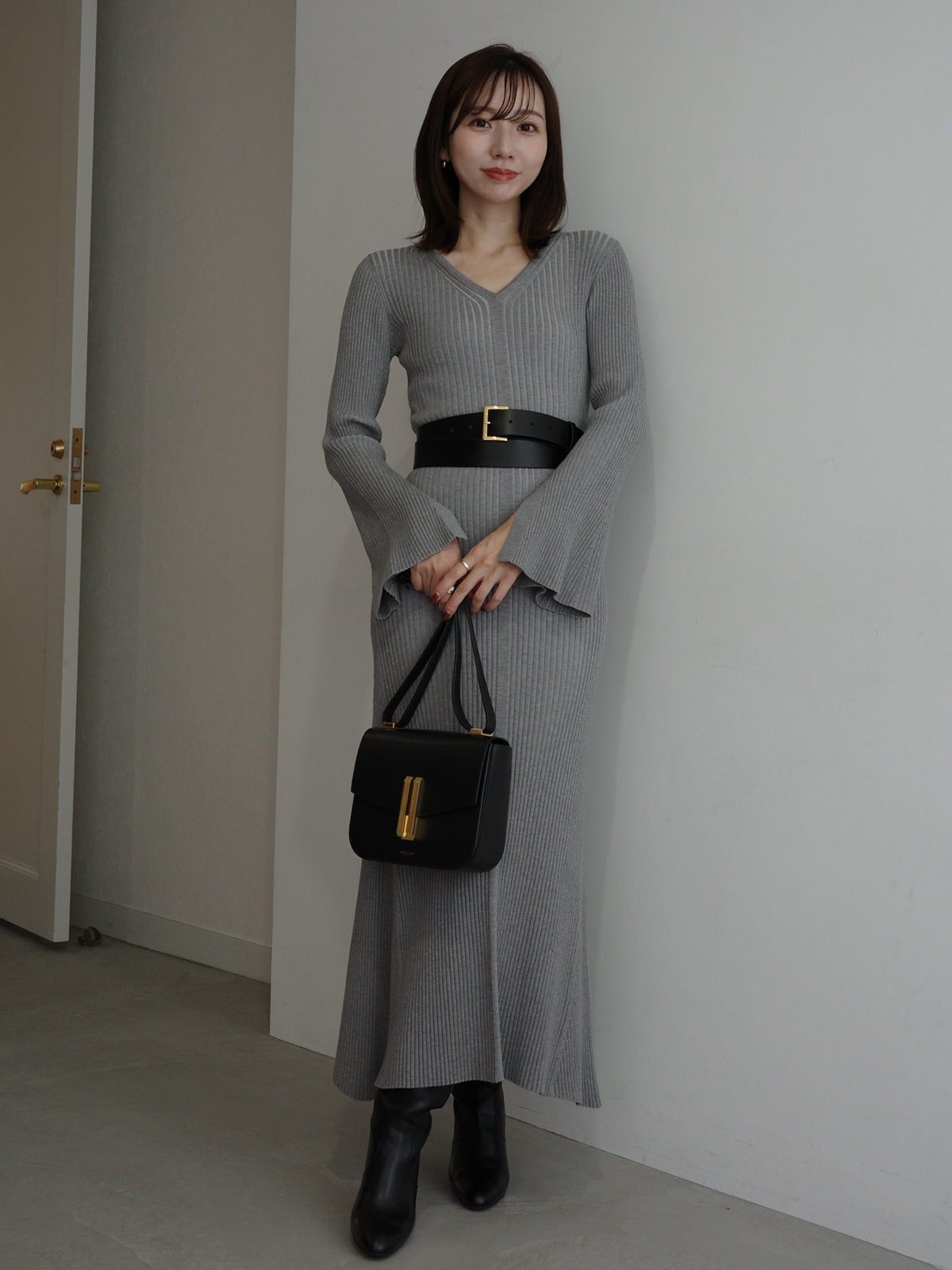 セミマーメイドニットワンピース