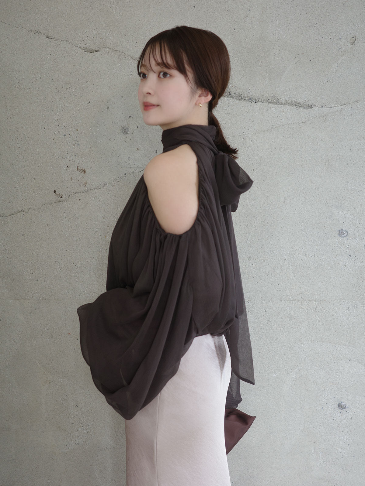 シフォンボリュームブラウス