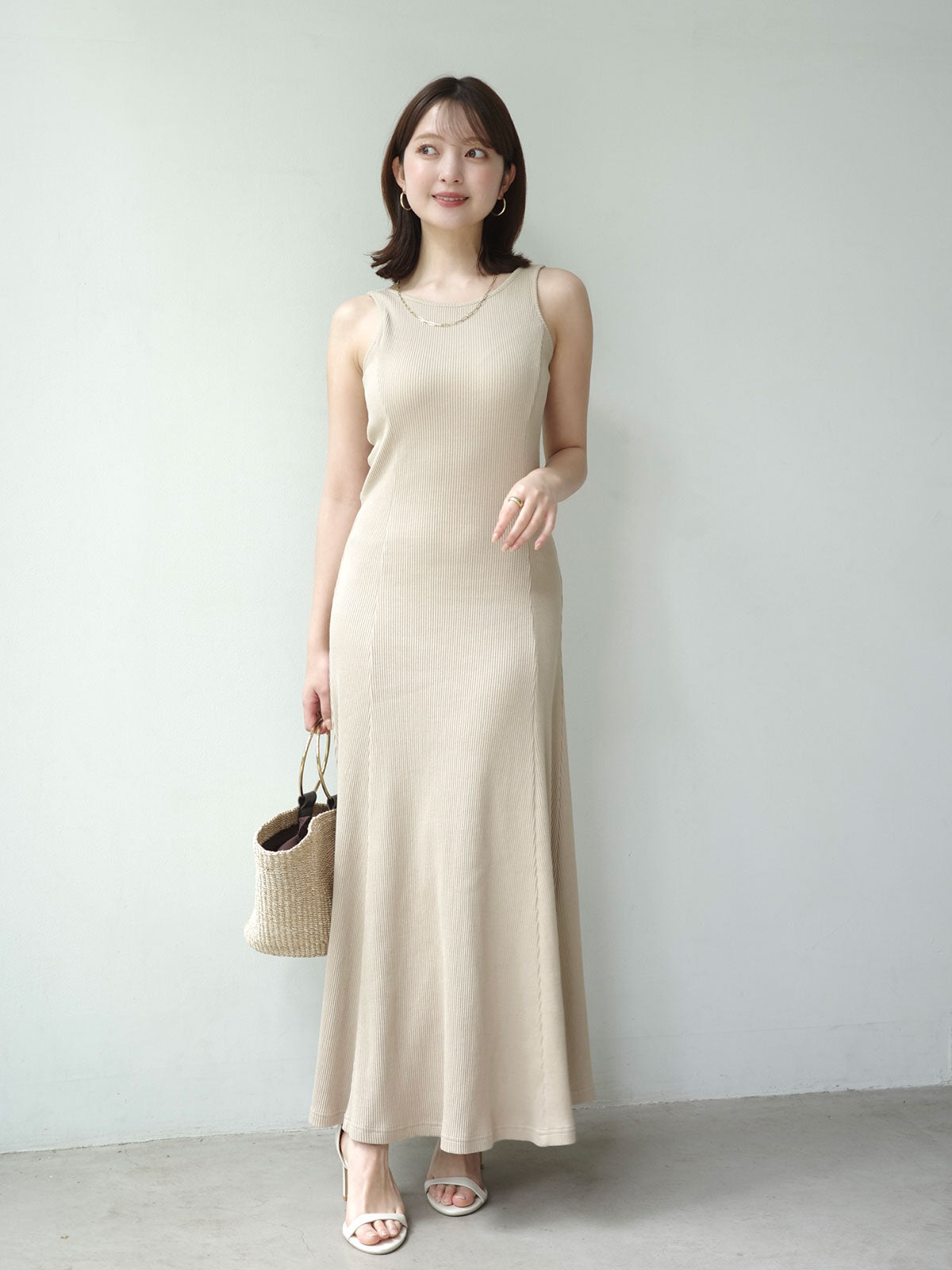 COLOR:BEIGE