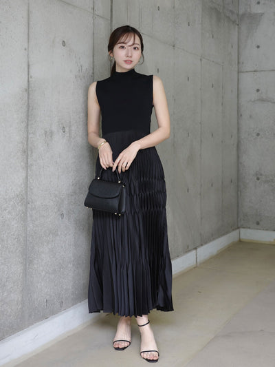 COLOR:BLACK