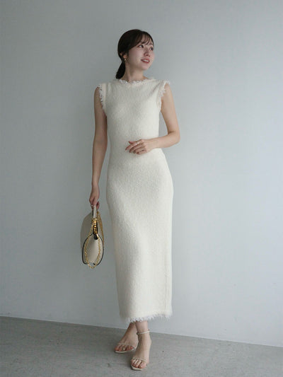 COLOR:IVORY