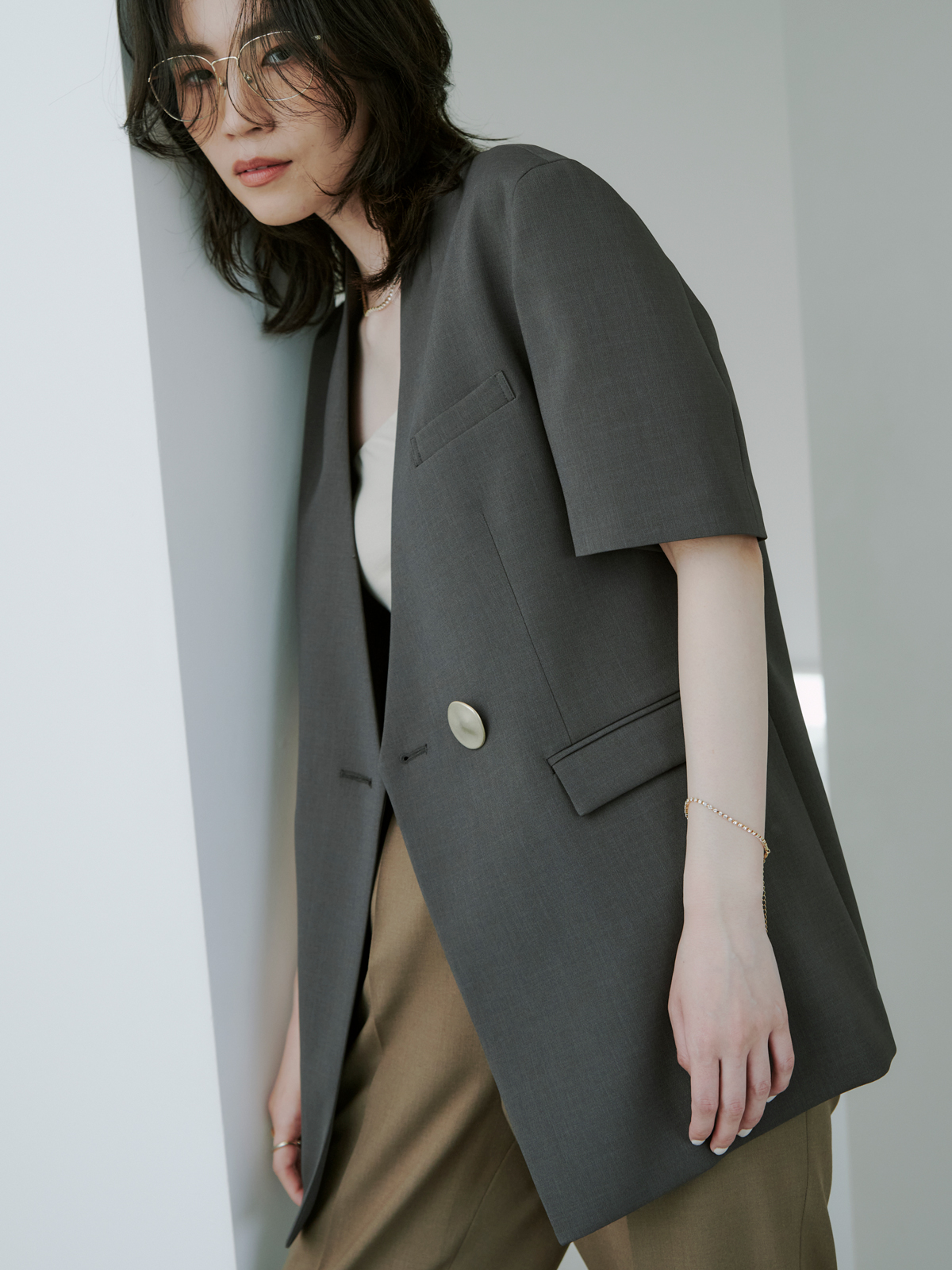 みんなが待ってた！＼再入荷待ち／人気ランキング ハイネックノーカラージャケット(F CHARCOAL GREY): アウターanuans ジャケット・アウター
