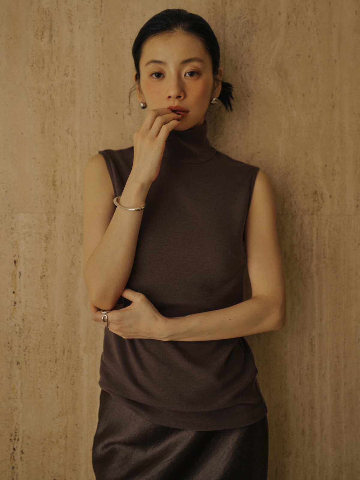 テンセルウールノースリーブカットトップス(F CHARCOAL GREY