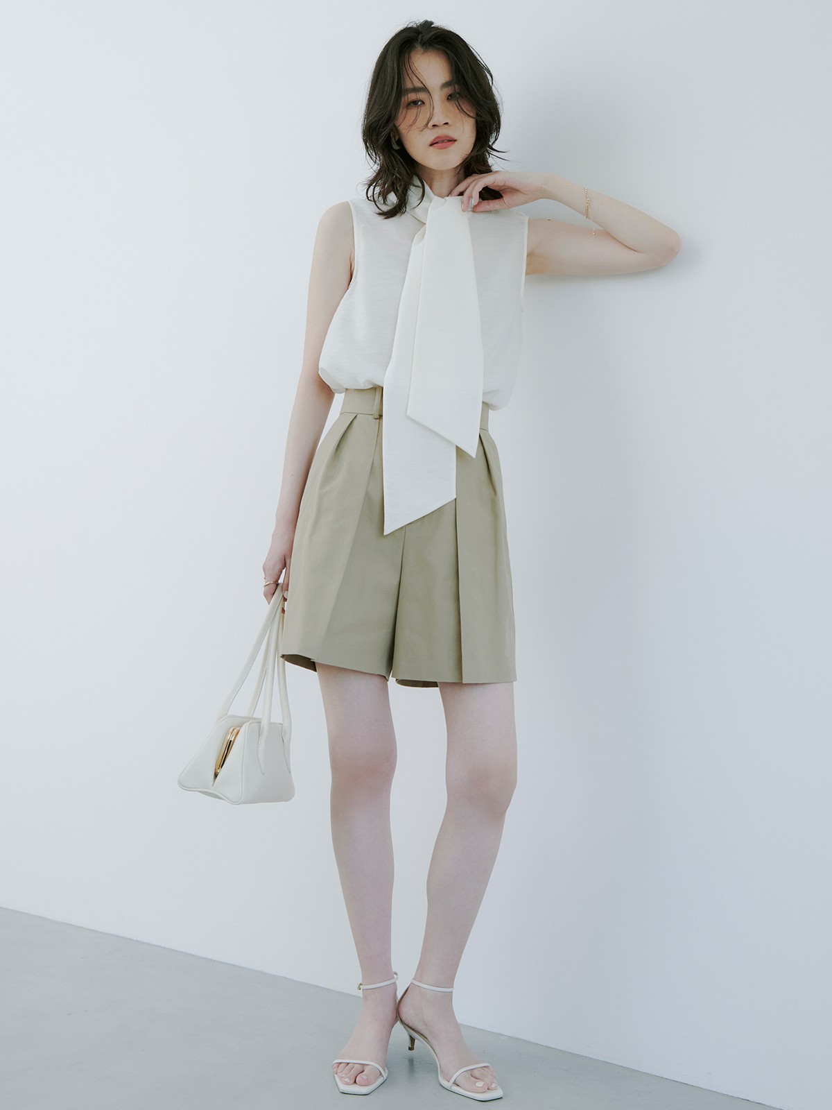 チノショートパンツ(S BEIGE): パンツanuans