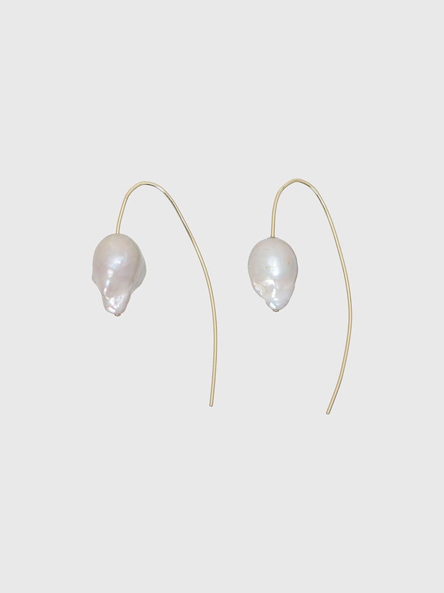 カーブパールピアス(F GOLD): アクセサリーanuans