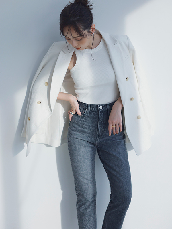 Slim straight denim(0 GREY): パンツanuans