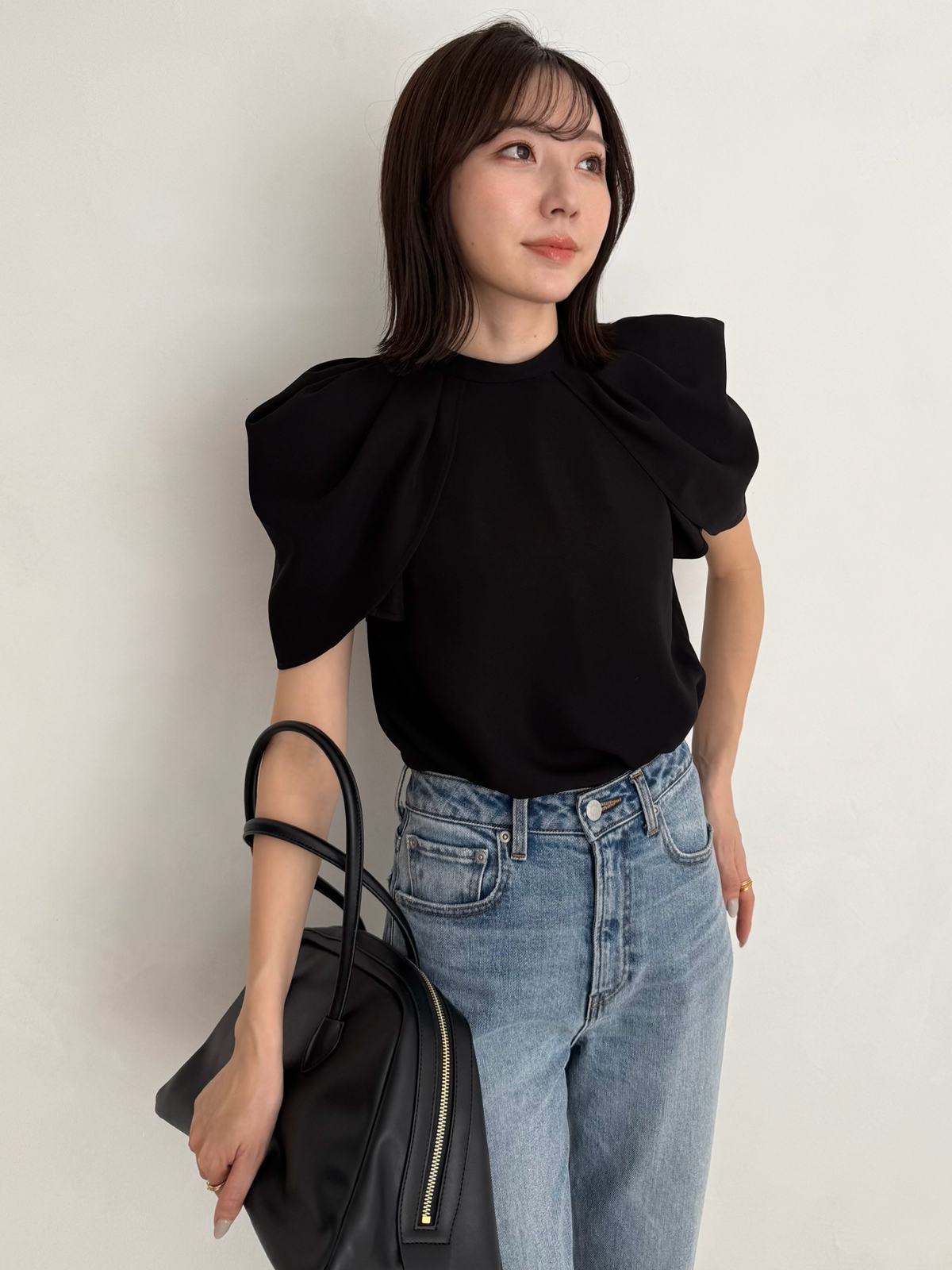 卸売 フォルムショルダーブラウス(F トップスanuans WHITE): トップス