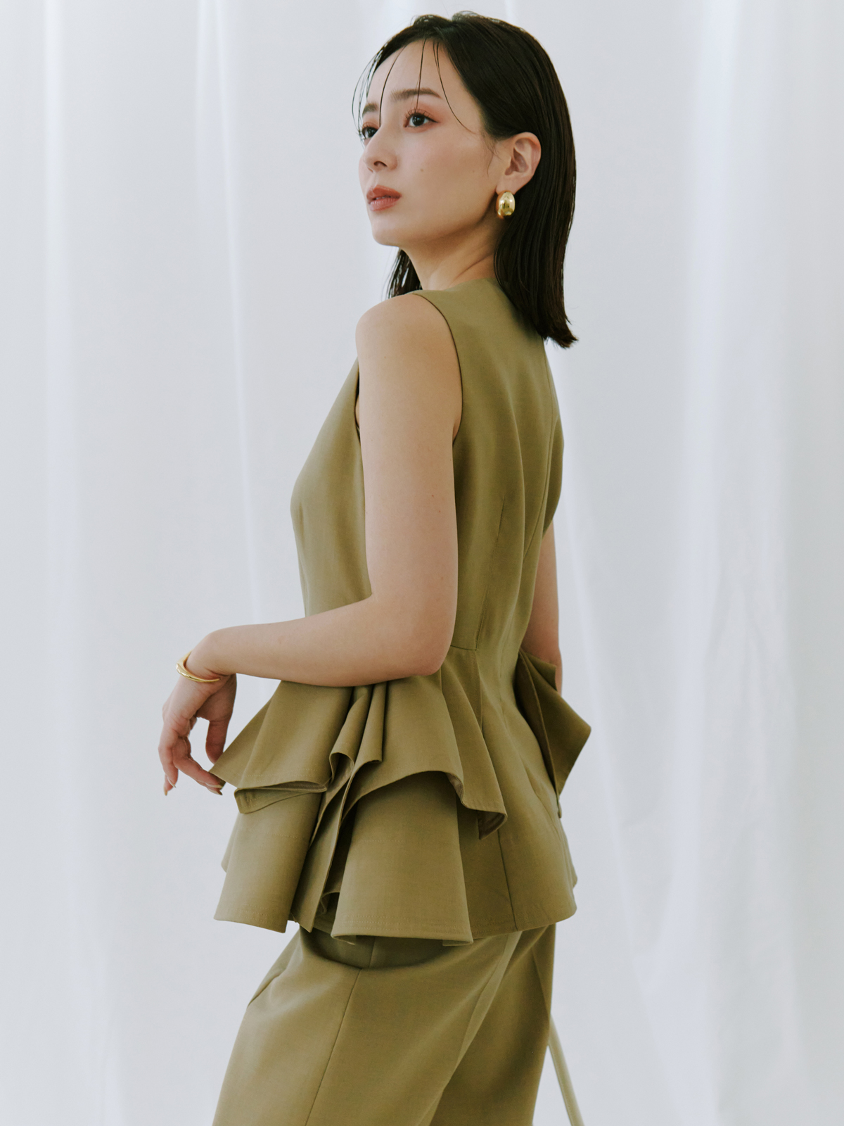 センタースリットワイドパンツ(S BEIGE): パンツanuans