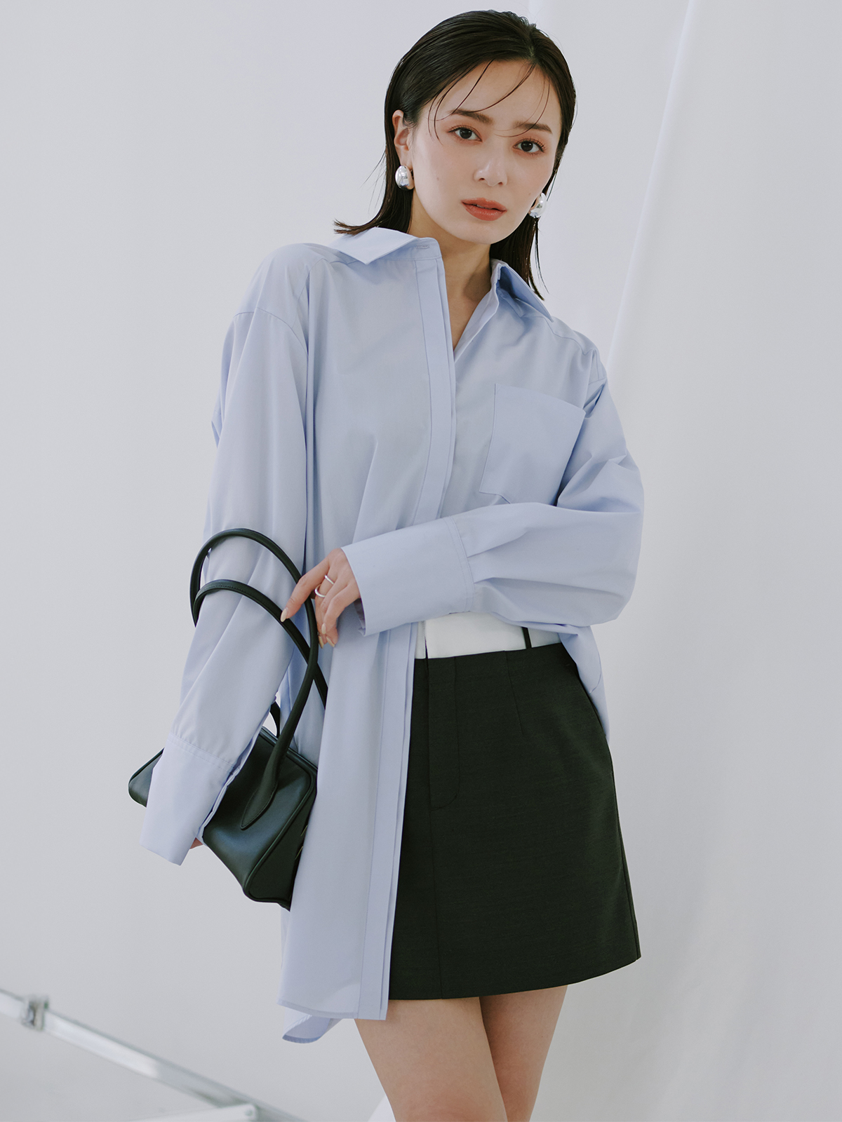 シャツベルトミニスカート